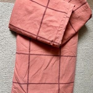 Windowpane Grid Duvet Cover in Salmon